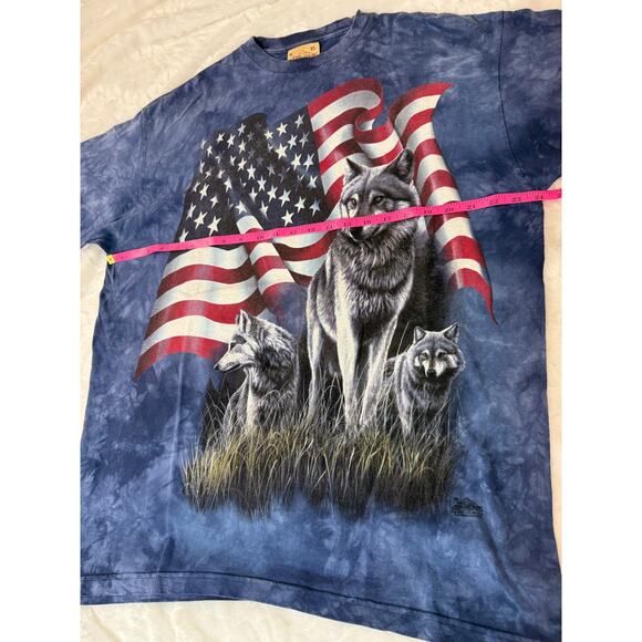 VTG 2001 The Mountain Blue Acid Washed Wolf Pack Pups American Flag T-Shirt XL - Picture 7 of 8